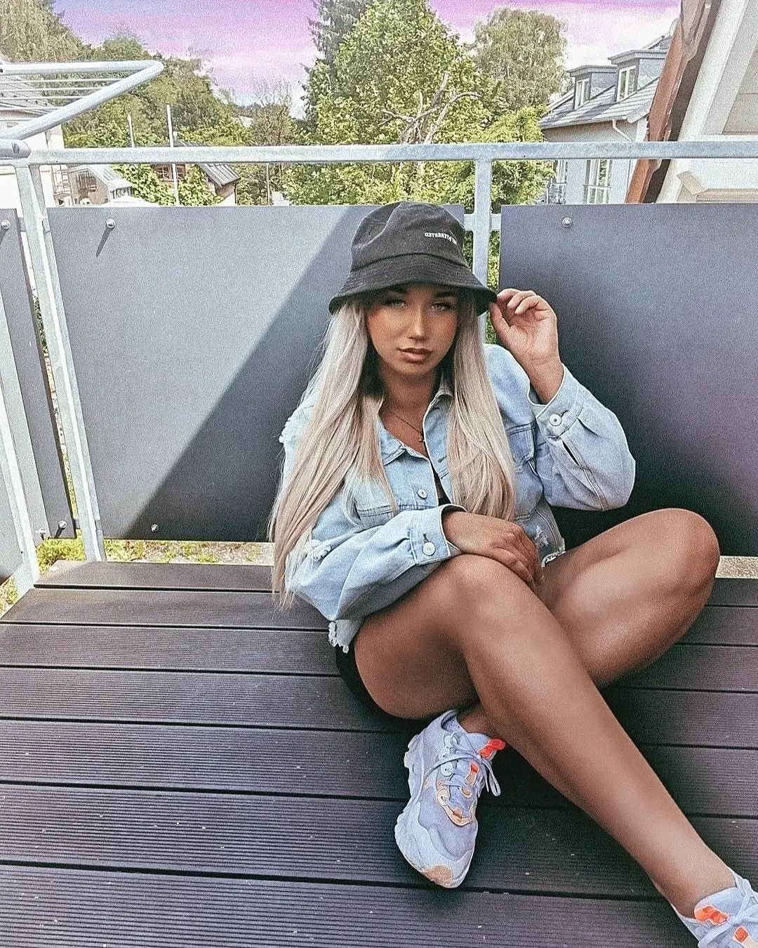 AllExes from Bolton,United Kingdom